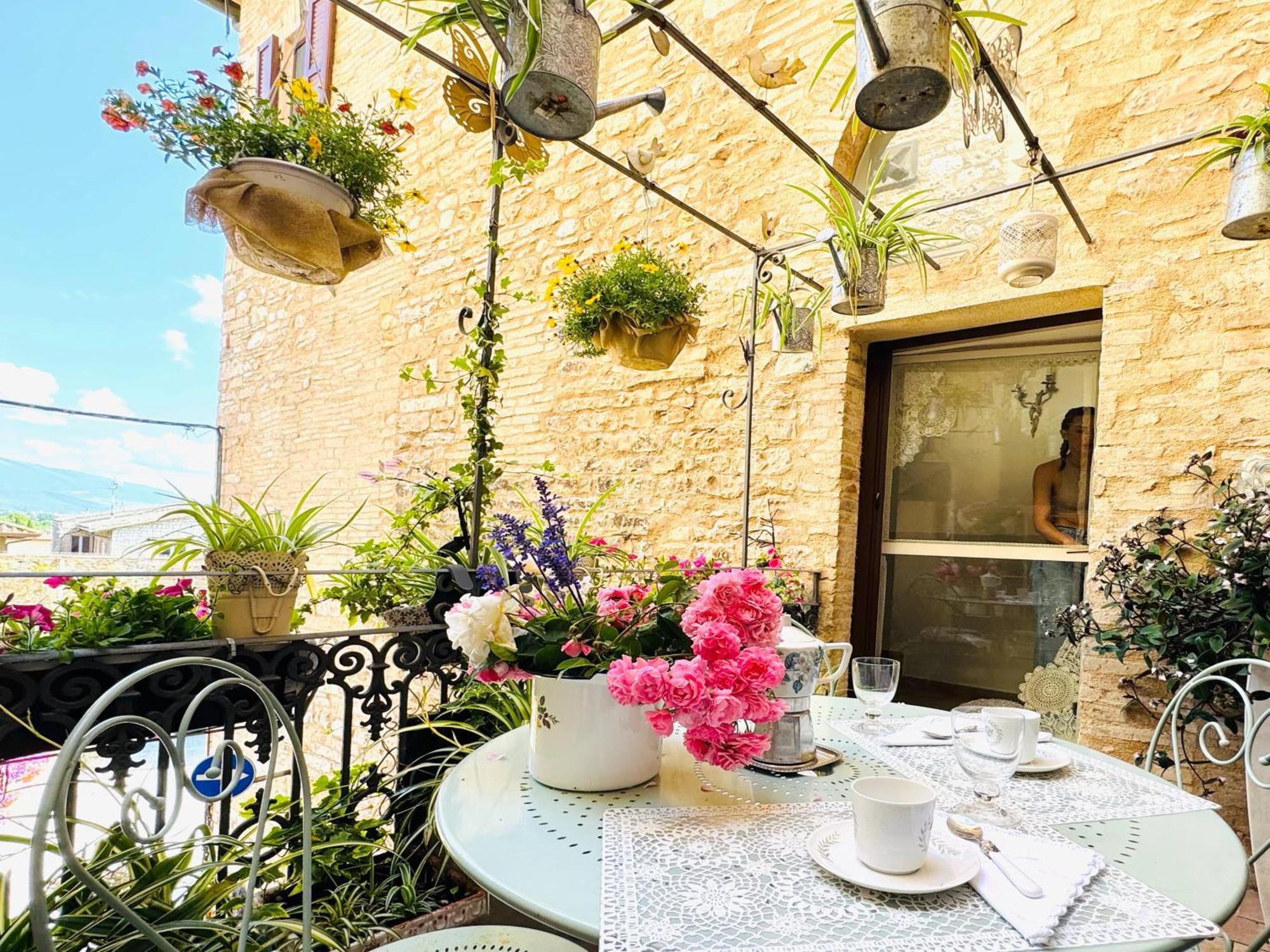 Spello House Patio Apartment Exterior photo